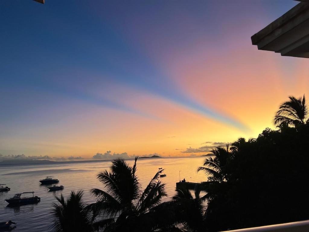 Hotel Diamond Plaza Grand Anse  Exterior foto