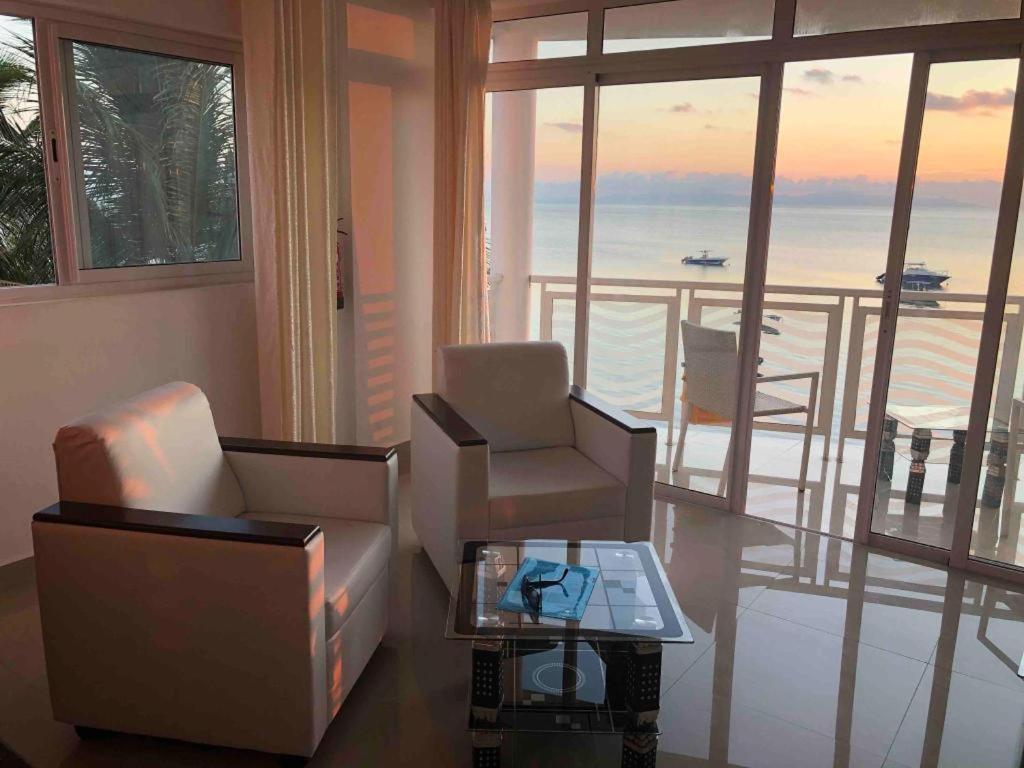 Hotel Diamond Plaza Grand Anse  Exterior foto