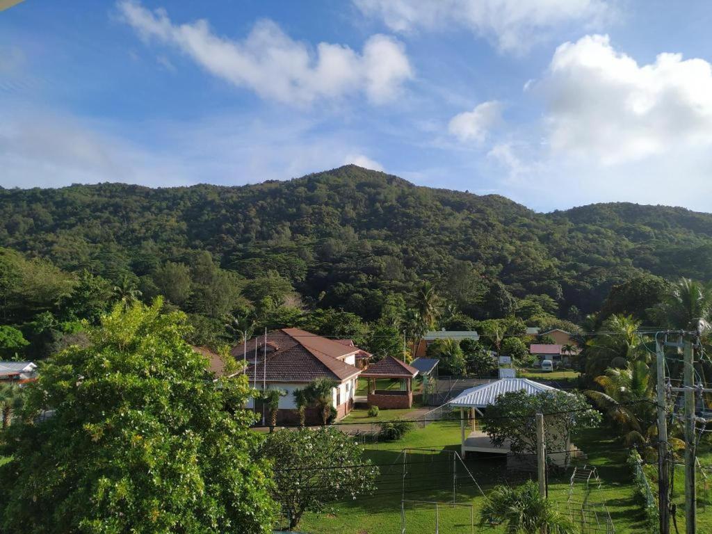 Hotel Diamond Plaza Grand Anse  Exterior foto
